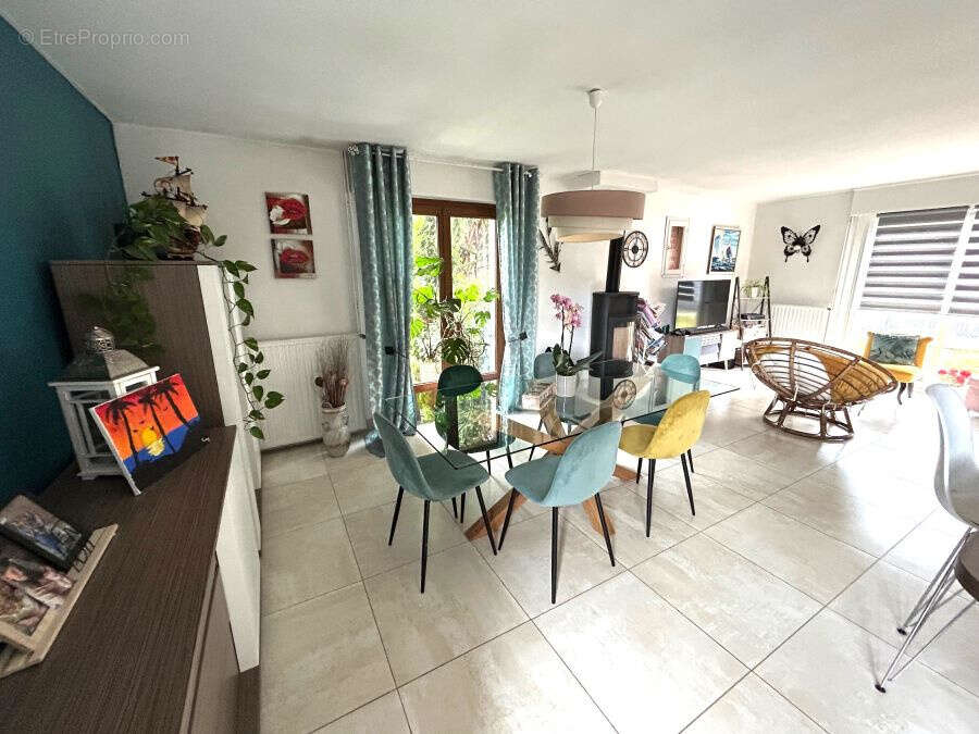 Maison à BRUILLE-SAINT-AMAND