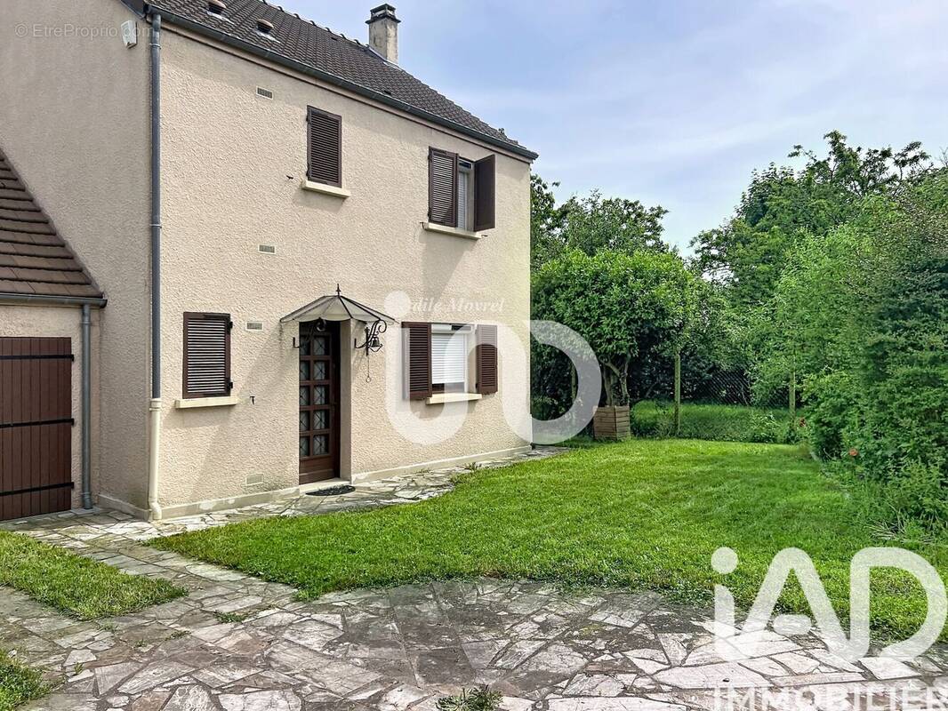 Photo 1 - Maison à LE PLESSIS-BOUCHARD