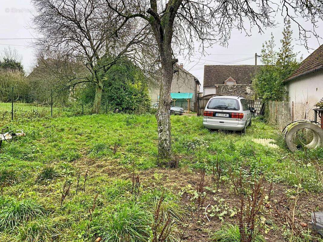 Maison à MELZ-SUR-SEINE