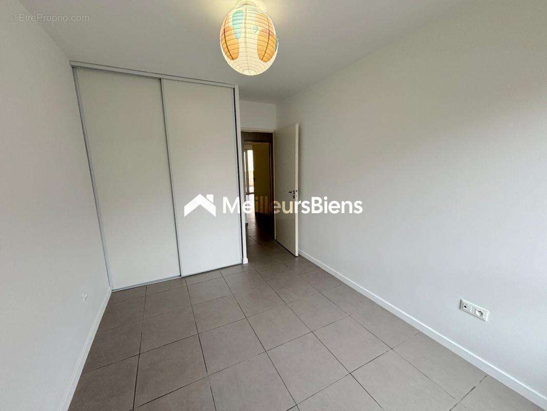 Appartement à SAINT-JEAN-DE-VEDAS