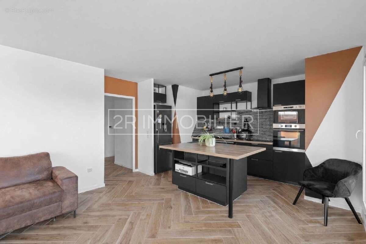 Appartement à ROISSY-EN-BRIE
