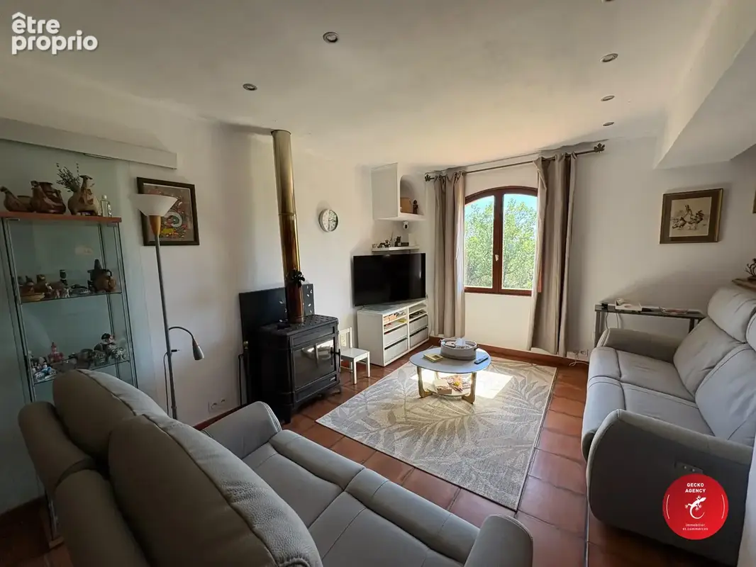 Maison 7 pièces 166 m² à vendre à Callas (83830) - photo 5