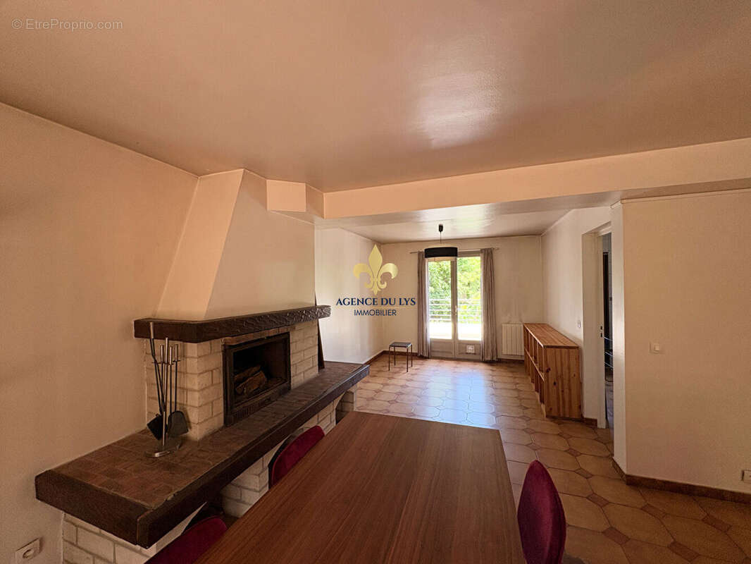 Appartement à GOUVIEUX