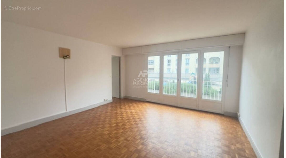 Appartement à SEVRES