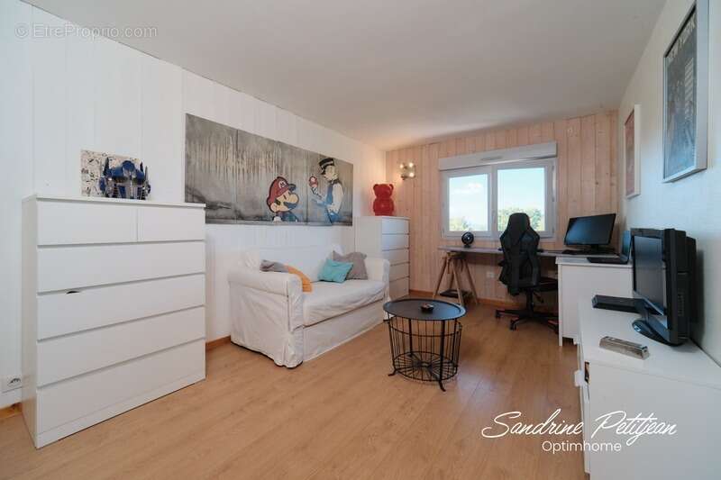 Maison à SAINT-JEAN-DE-THURIGNEUX