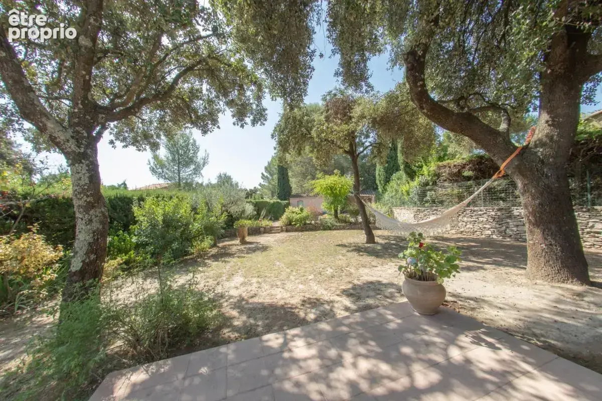 Villeneuve-lès-avignon (30400) – maison individuelle – 5 pièces – calme absolu – aucun vis-à-vis – piscine – bureau indépendant - photo 12