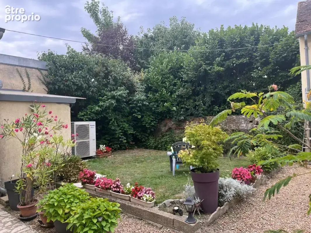 Maison de 125 M² du début 19ème + dépendances - photo 3