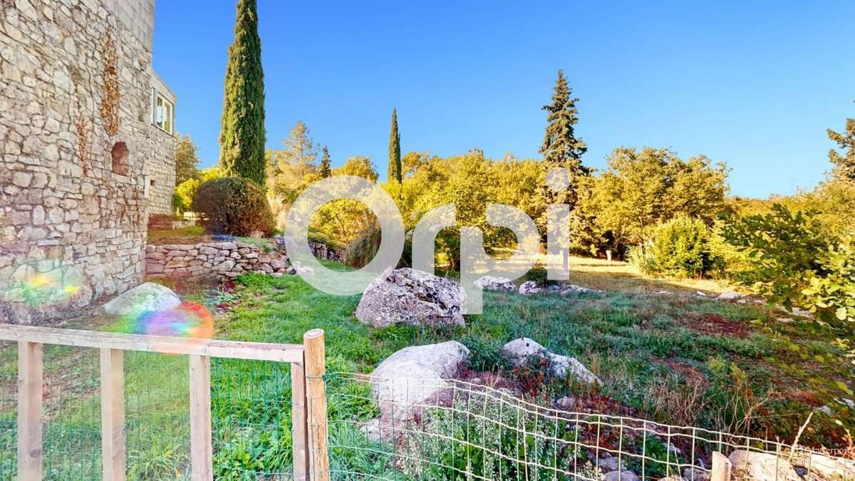 Maison à SAINT-ALBAN-AURIOLLES