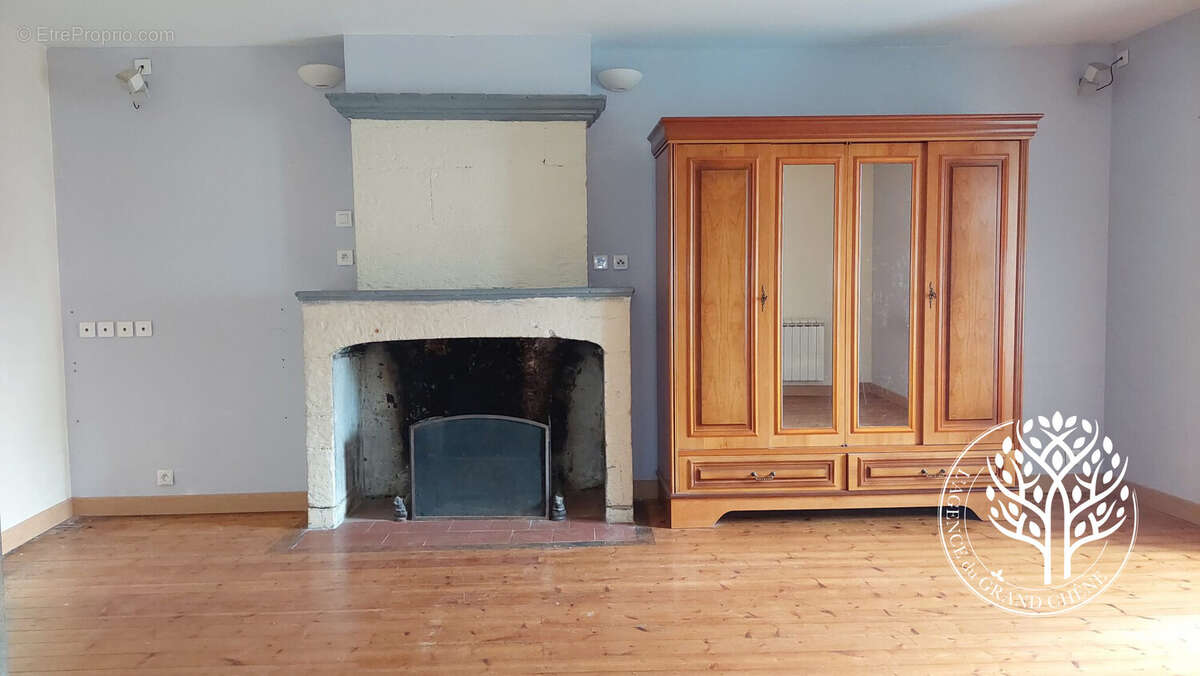 Maison à SAINT-SAVINIEN