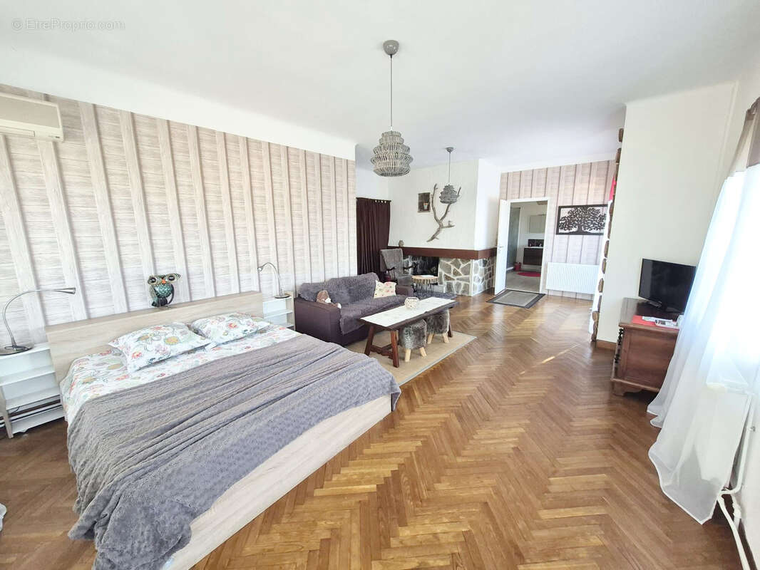 Maison à CARCASSONNE