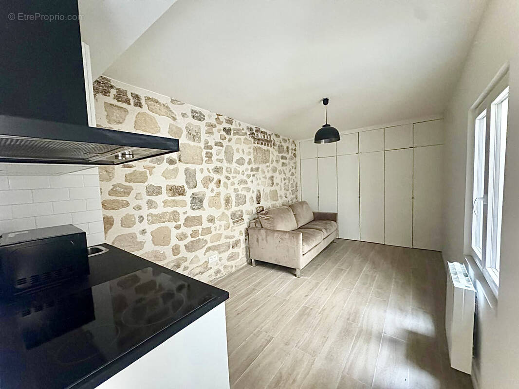 Appartement à PARIS-3E