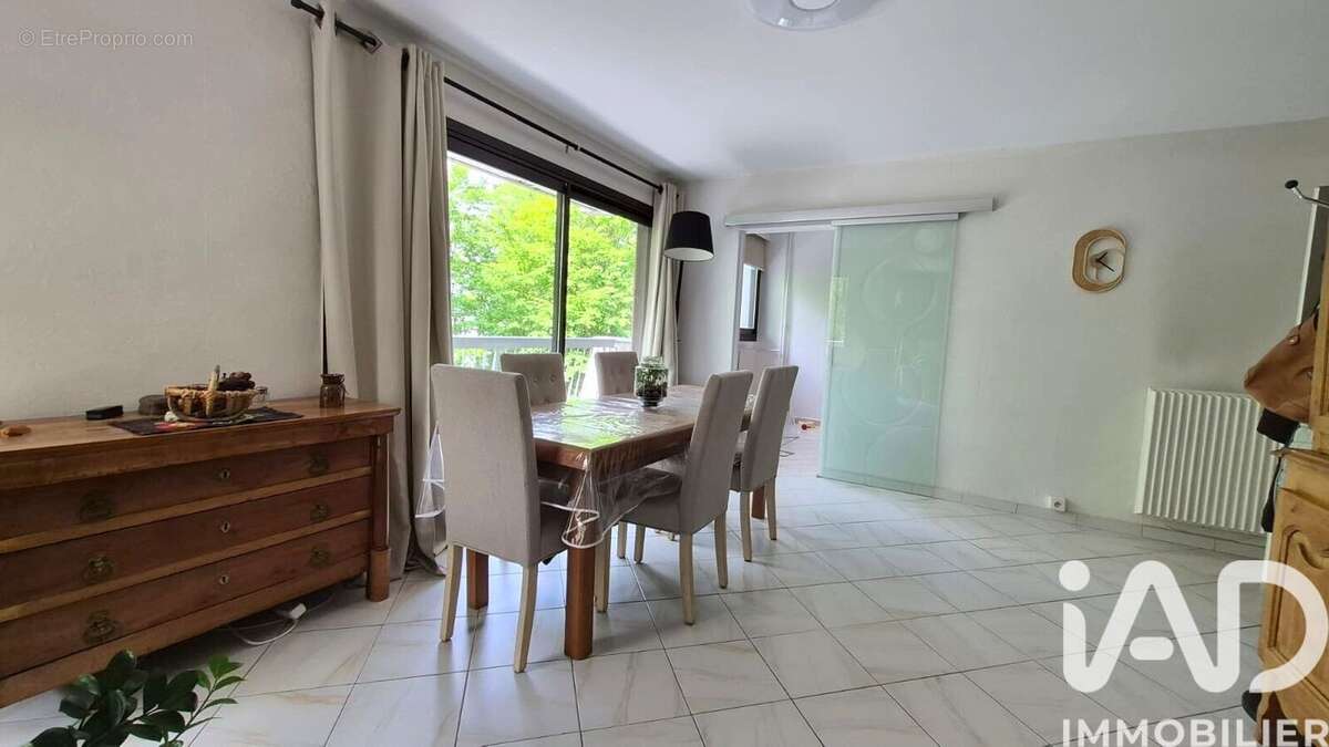 Photo 3 - Appartement à TREMBLAY-EN-FRANCE