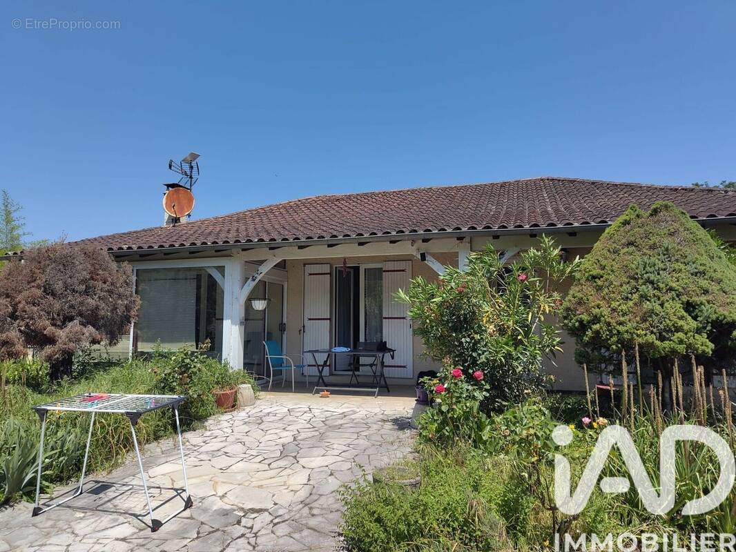 Photo 1 - Maison à ALLAS-LES-MINES
