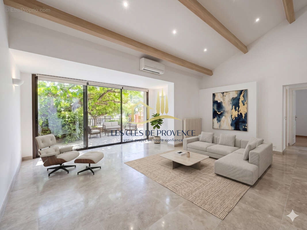 Maison à SAUSSET-LES-PINS