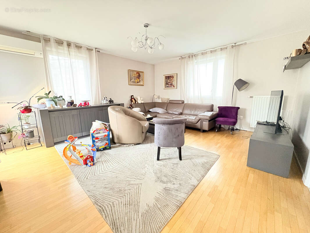 Appartement à BAGNEUX