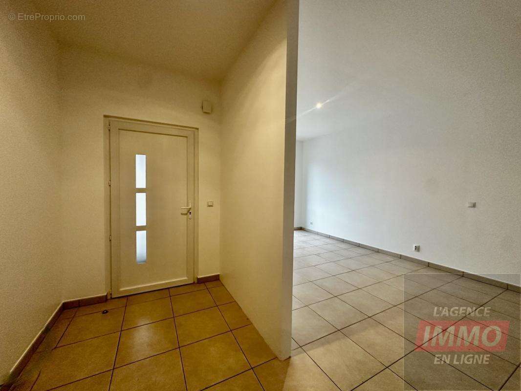 Appartement 32 m² à Lieusaint  - photo 3