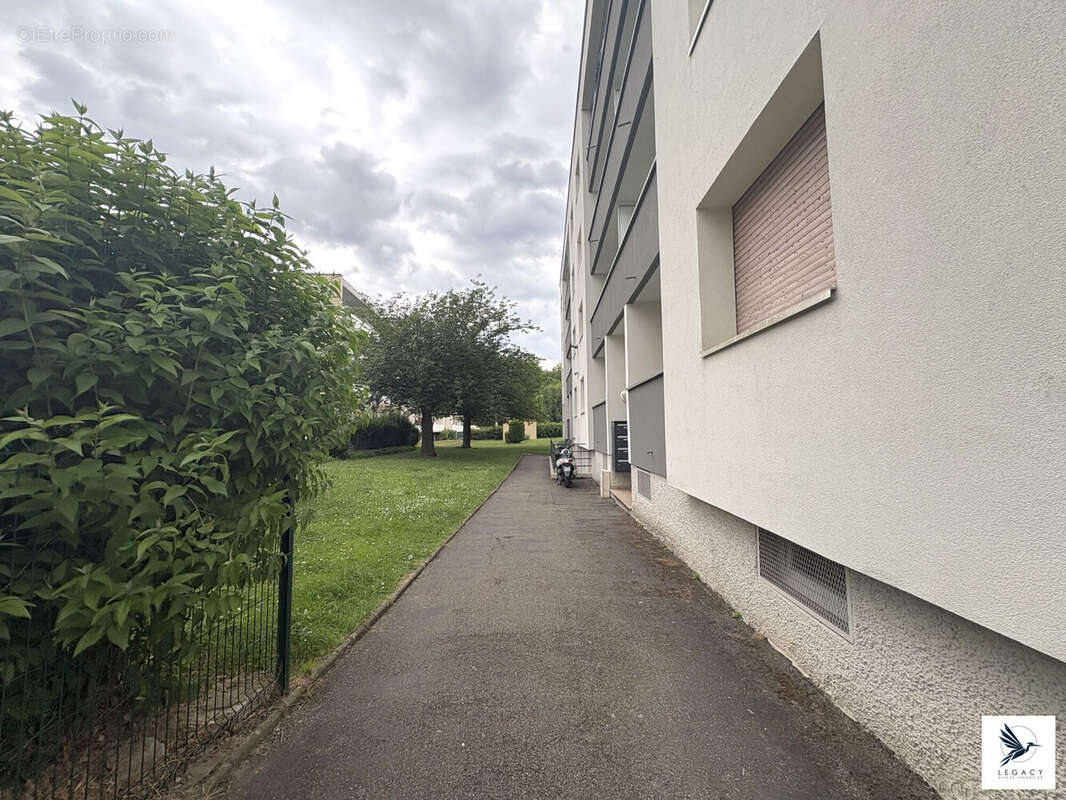 Appartement 74 m² à Strasbourg  - photo 2