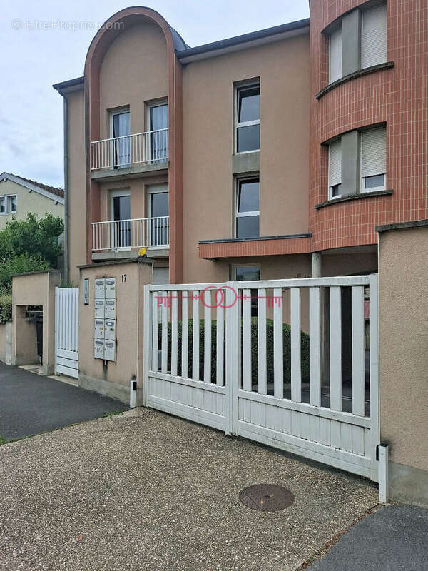 Proximité HOPITAL, bel appartement de type 3 - photo 4