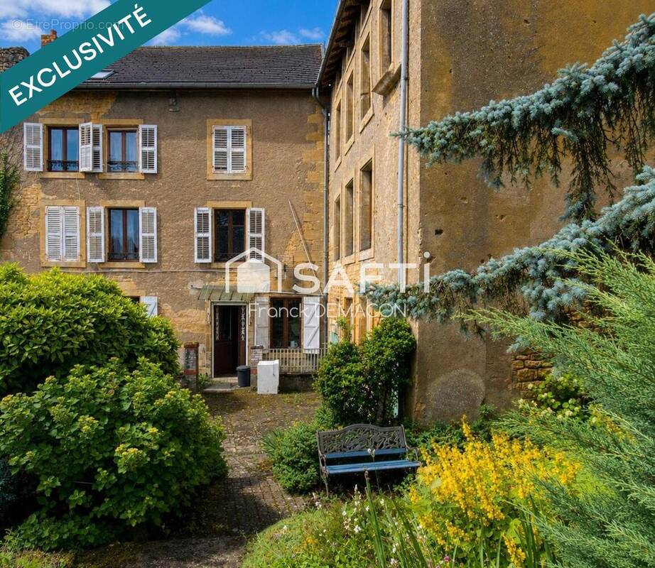 Maison 243 m² à Montmedy  - photo 1