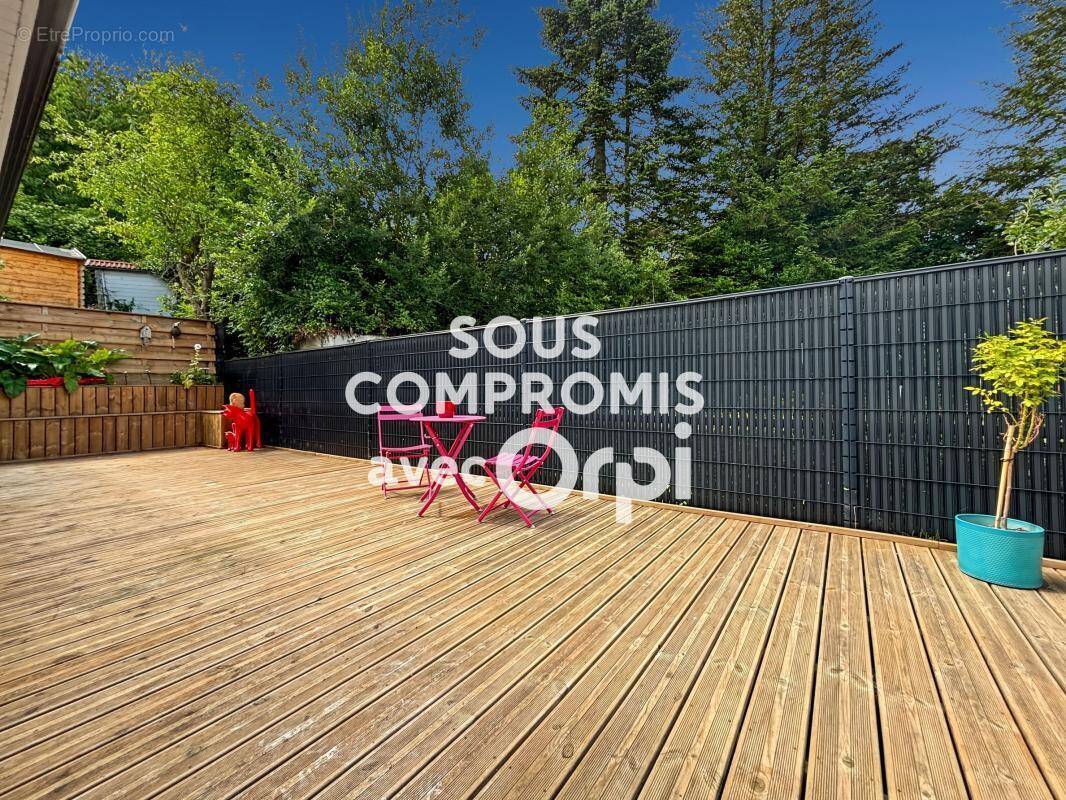 Maison à SAINT-ETIENNE-AU-MONT