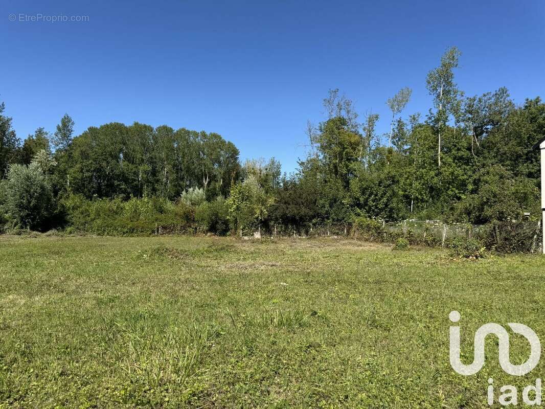 Photo 2 - Terrain à VOULX