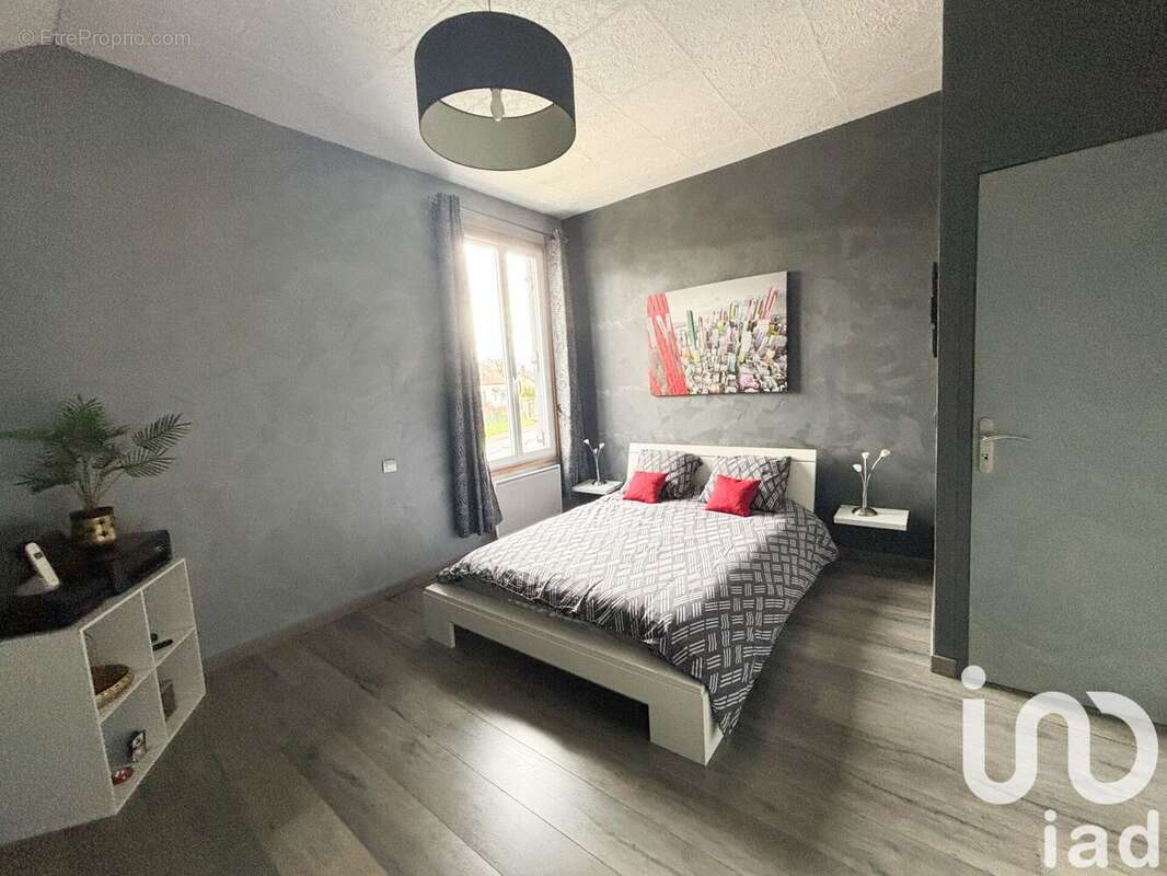 Maison 121 m² à Thoury-Ferottes  - photo 5