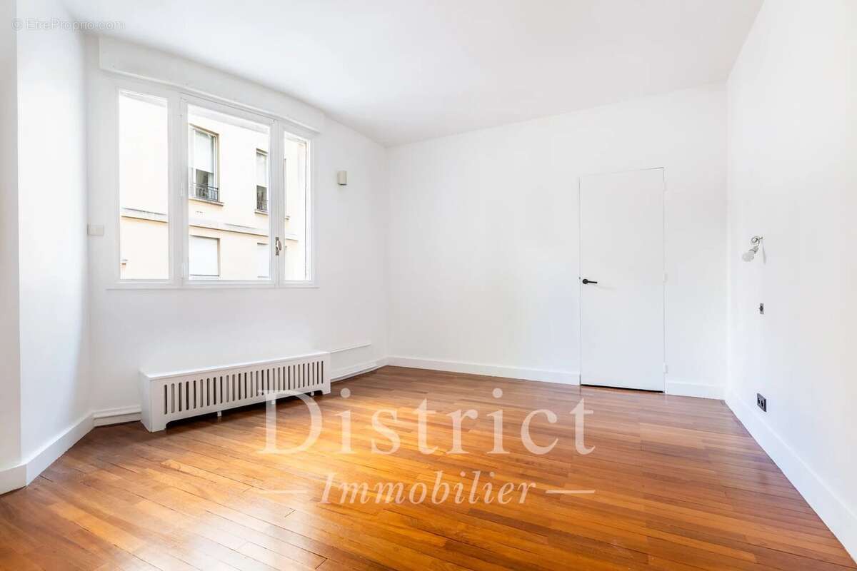 Appartement à PARIS-4E