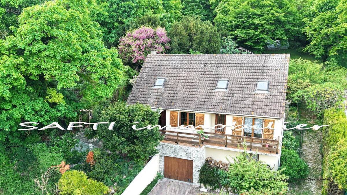 Photo 1 - Maison à MEZY-SUR-SEINE