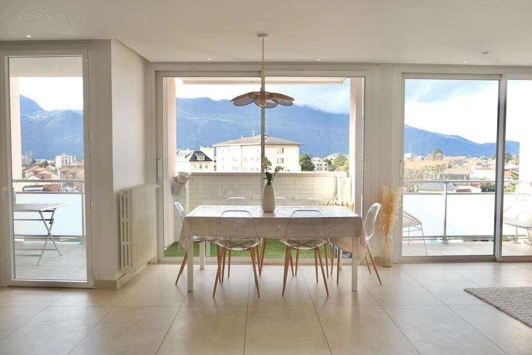 Appartement à AIX-LES-BAINS