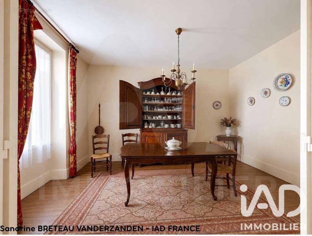 Maison 213 m² à Pithiviers  - photo 5