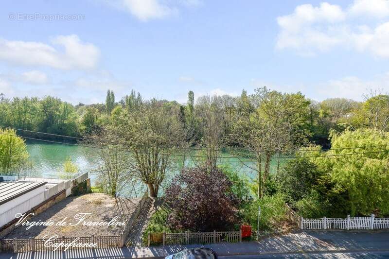 Maison à SAINT-MAUR-DES-FOSSES