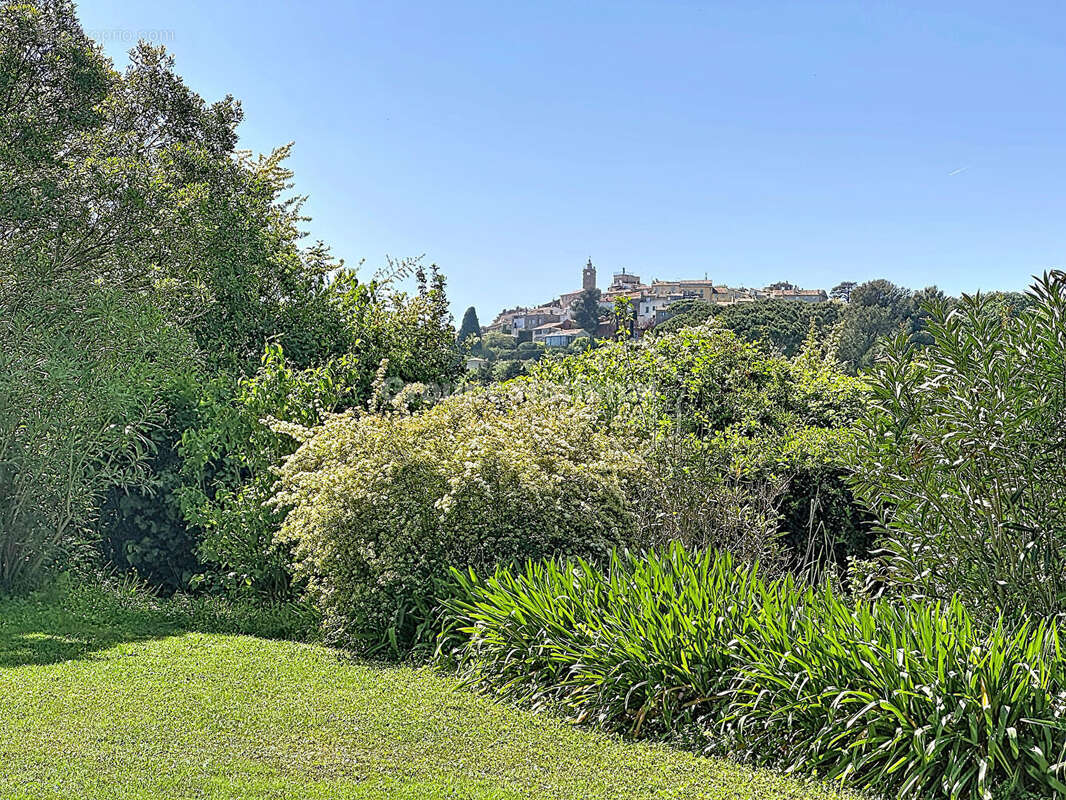Maison à MOUGINS