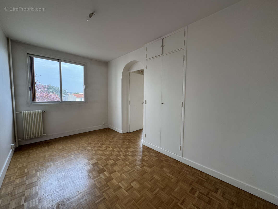 Appartement à LE PERREUX-SUR-MARNE