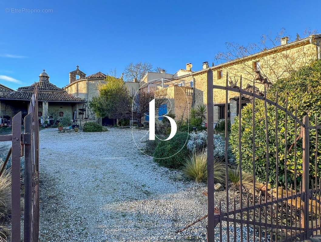 Maison à UZES