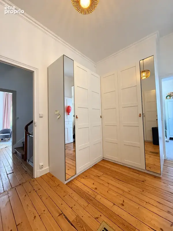 Élégante maison bourgeoise de 260 m2   Charme, volumes et confort familial - photo 16