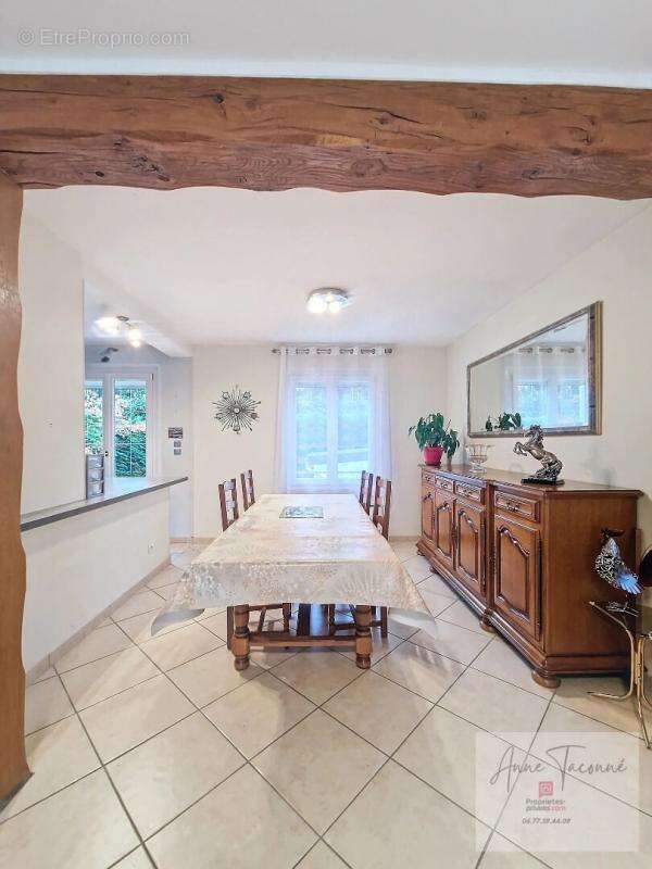 Maison à SAVIGNY-SUR-ORGE