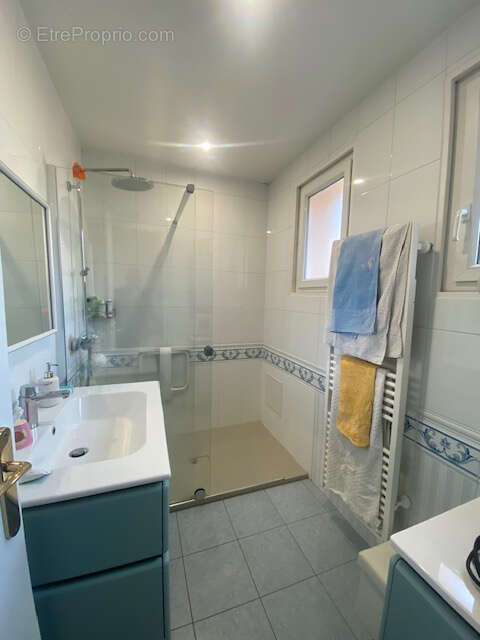 Proximite commerces, ecoles, colleges et pole medical - photo 18