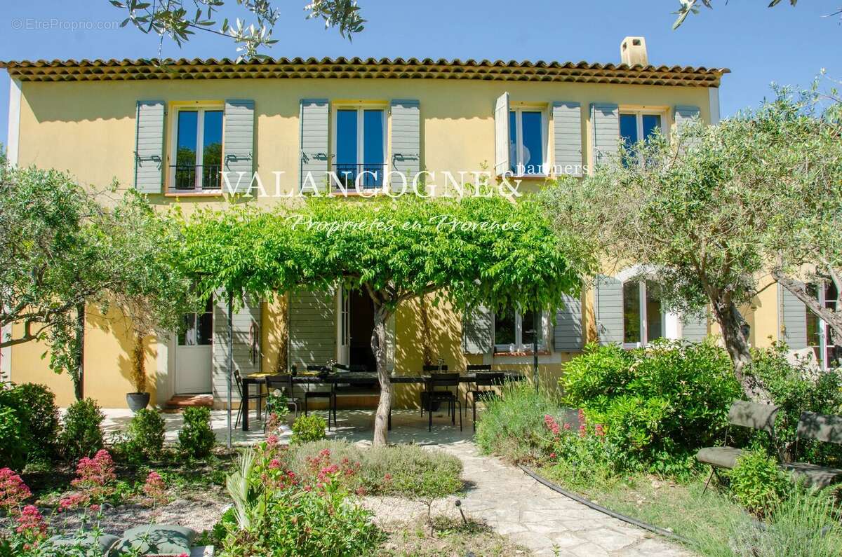 Maison à pied du centre de St Remy de Pce - photo 5
