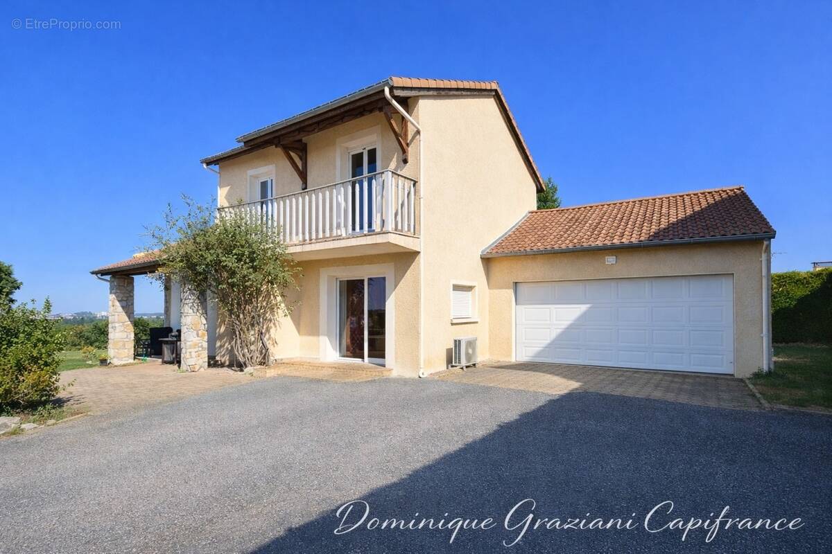 Maison familiale 140M2 ,4 Chambres ,terrain ,proche centre ville - photo 1