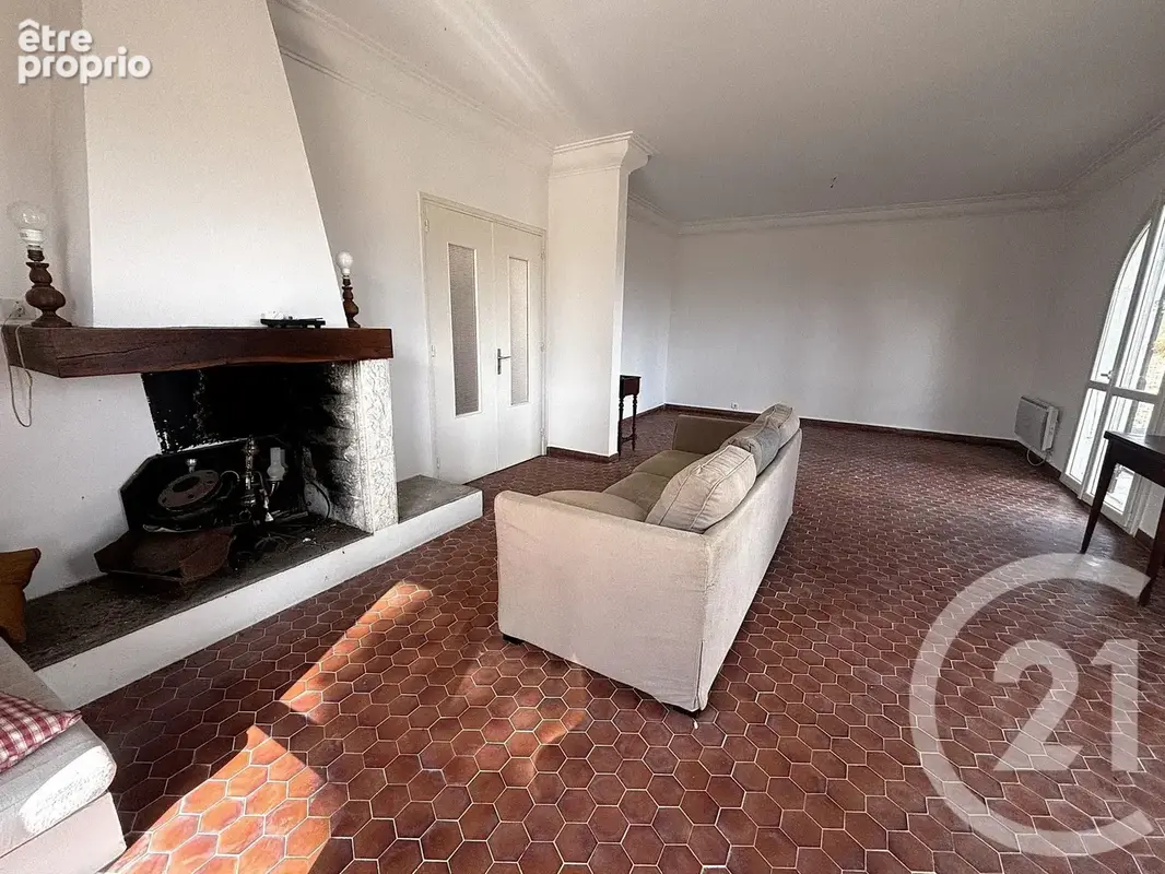 Maison 4 pièces 110 m² à vendre à Villate (31860) - photo 2