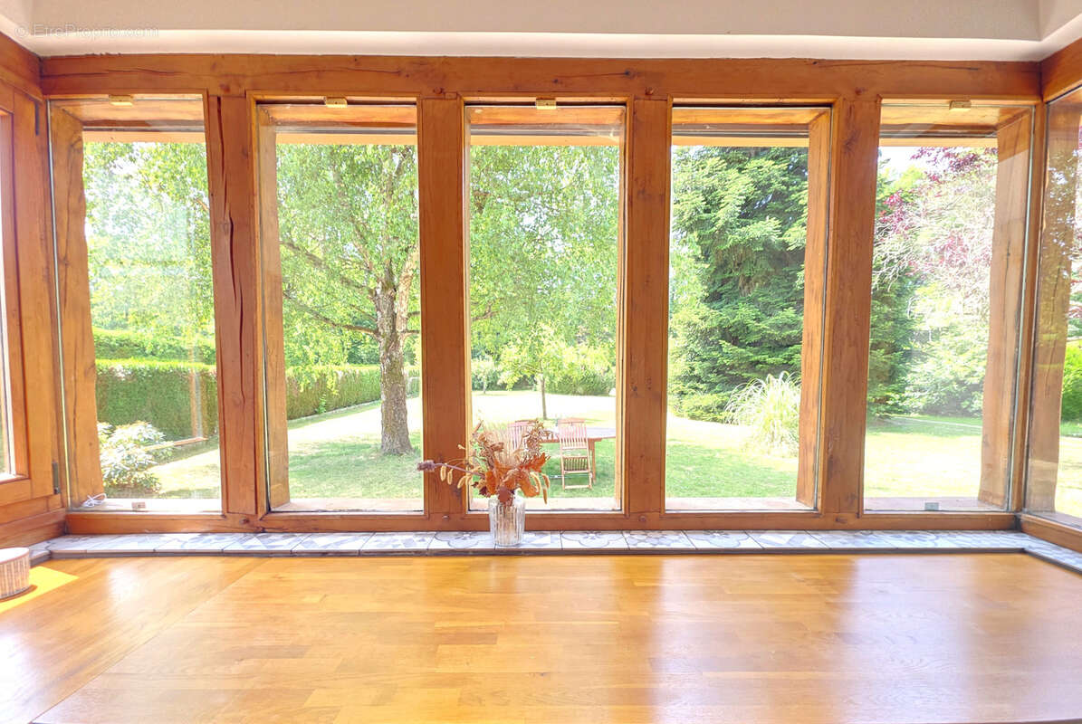 Maison à NOISY-SUR-ECOLE