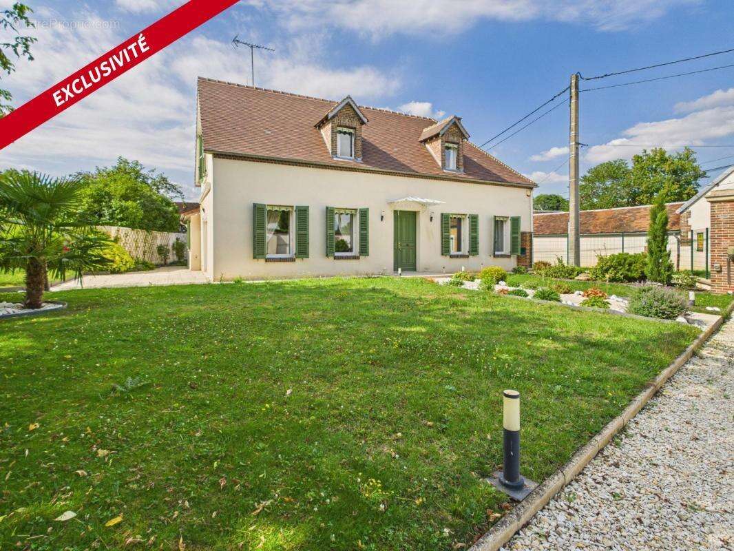 Maison à AIX-EN-OTHE