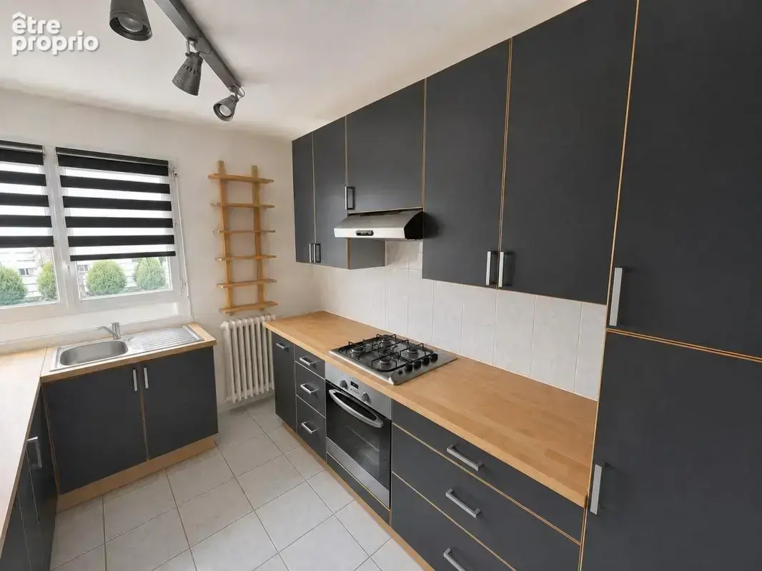 Angers haut pasteur - appartement t4 - 2 chambres - photo 2