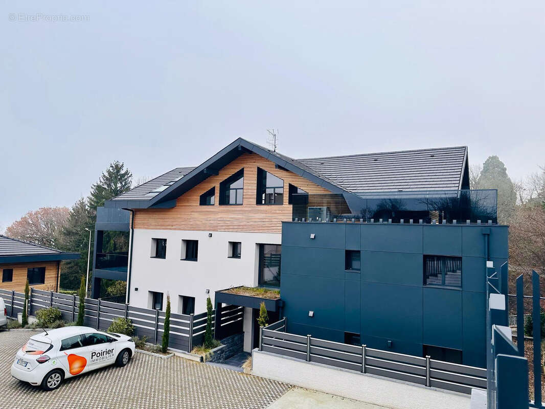 Appartement à NEUVECELLE