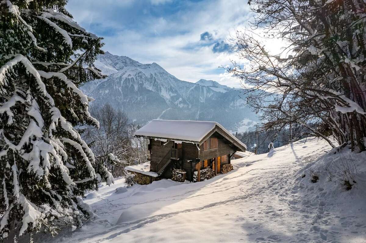 Maison à LES HOUCHES