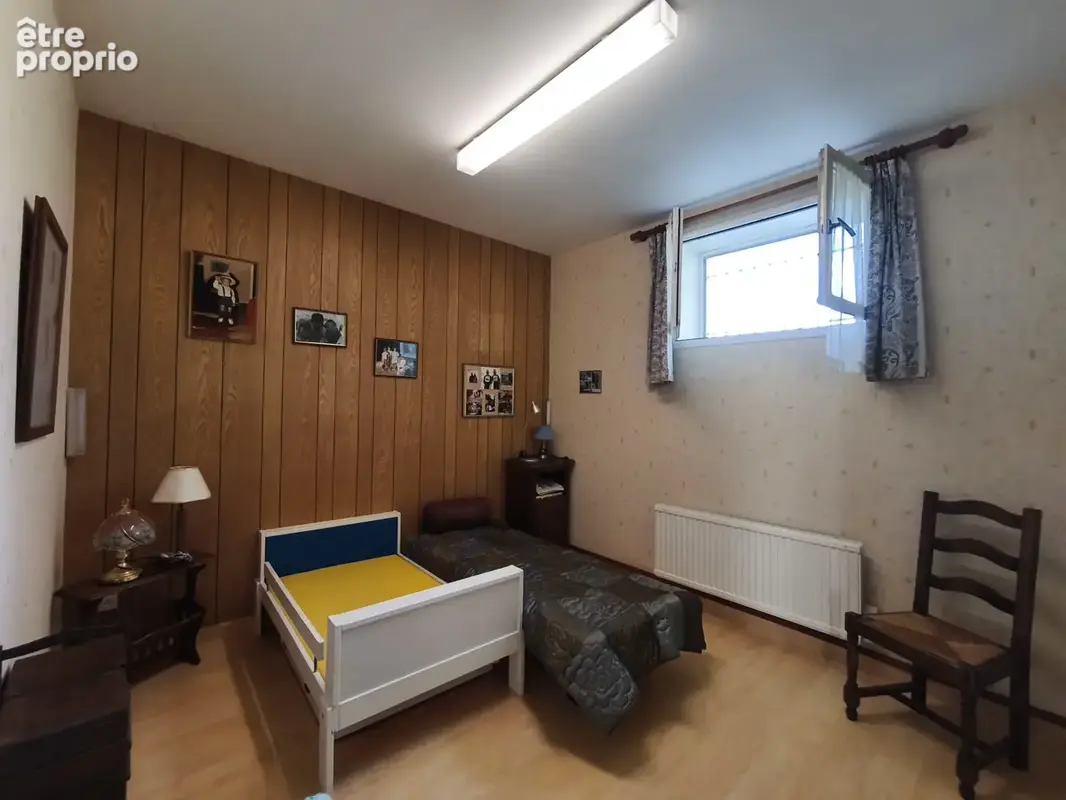 maison de plain pied avec hangar sur 5200 m2 - photo 9