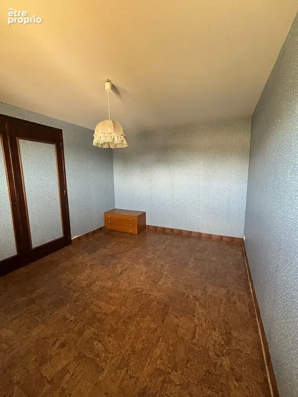 Maison 100 m² à Chaptelat  - photo 9