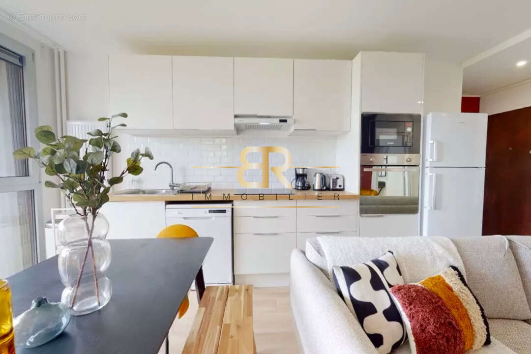 Appartement à COLOMBES