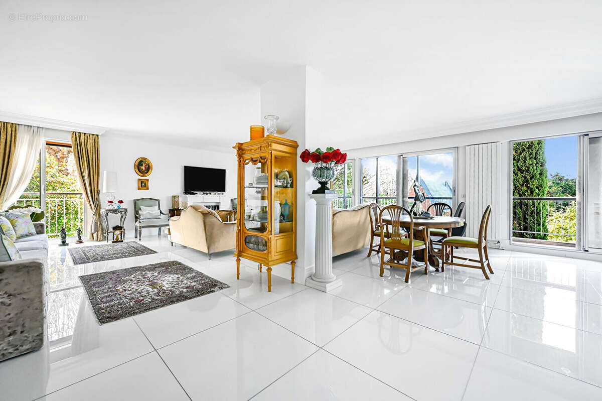 Appartement à SEVRES