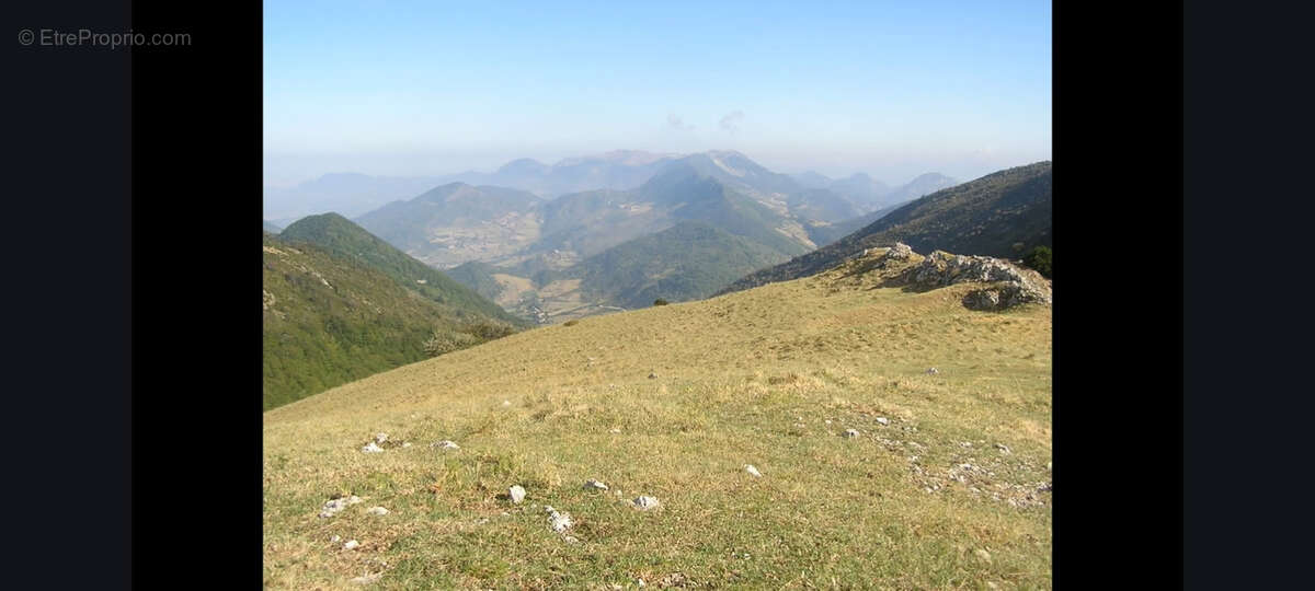 Terrain à CHAUDEBONNE
